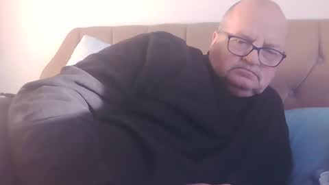 Snapshot of old_fkr chatting on December 9, 2024, 1:45 pm old_fkr online show from December 9, 2024, 1:45 pm