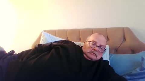 Snapshot of old_fkr chatting on December 26, 2024, 2:27 pm old_fkr online show from December 26, 2024, 2:27 pm