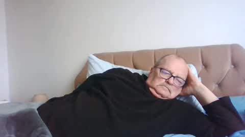 Snapshot of old_fkr chatting on January 5, 2025, 2:08 pm old_fkr online show from January 5, 2025, 2:08 pm