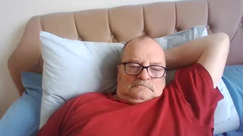 Snapshot of old_fkr chatting on January 7, 2025, 10:54 am old_fkr online show from January 7, 2025, 10:54 am