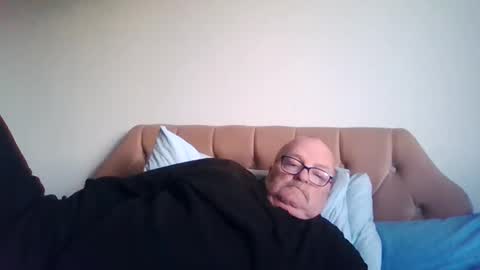 Snapshot of old_fkr chatting on January 16, 2025, 4:18 pm old_fkr online show from January 16, 2025, 4:18 pm