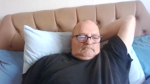 Snapshot of old_fkr chatting on January 17, 2025, 9:39 am old_fkr online show from January 17, 2025, 9:39 am