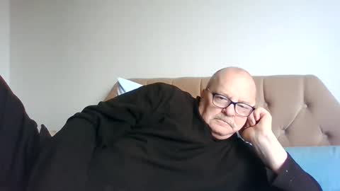 Snapshot of old_fkr chatting on January 20, 2025, 10:40 am old_fkr online show from January 20, 2025, 10:40 am