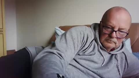 Snapshot of old_fkr chatting on January 24, 2025, 3:55 pm old_fkr online show from January 24, 2025, 3:55 pm