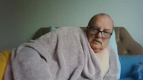 Snapshot of old_fkr chatting on February 4, 2025, 12:11 pm old_fkr online show from February 4, 2025, 12:11 pm