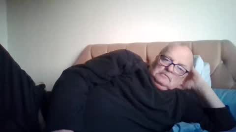 Snapshot of old_fkr chatting on February 6, 2025, 5:09 pm old_fkr online show from February 6, 2025, 5:09 pm