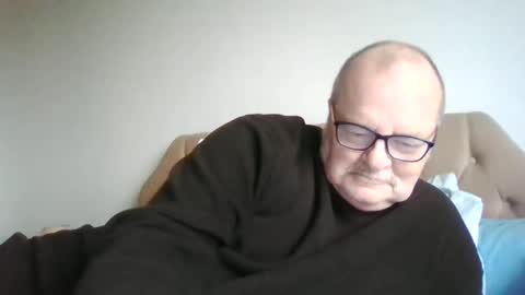 Snapshot of old_fkr chatting on February 12, 2025, 3:38 pm old_fkr online show from February 12, 2025, 3:38 pm