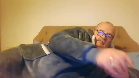 Snapshot of old_fkr chatting on February 17, 2025, 10:47 pm old_fkr online show from February 17, 2025, 10:47 pm