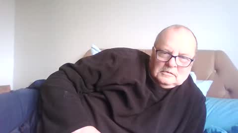 Snapshot of old_fkr chatting on February 19, 2025, 11:49 am old_fkr online show from February 19, 2025, 11:49 am