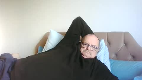 Snapshot of old_fkr chatting on February 24, 2025, 12:37 pm old_fkr online show from February 24, 2025, 12:37 pm