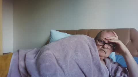 Snapshot of old_fkr chatting on February 26, 2025, 4:35 pm old_fkr online show from February 26, 2025, 4:35 pm