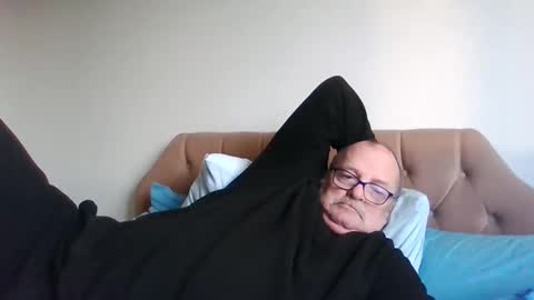 Snapshot of old_fkr chatting on March 4, 2025, 5:03 pm old_fkr online show from March 4, 2025, 5:03 pm