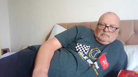 old_fkrr_ online show from September 23, 2025, 9:01 am