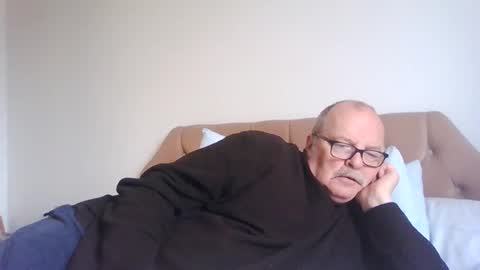 old_fkrr_ online show from October 13, 2025, 10:26 am