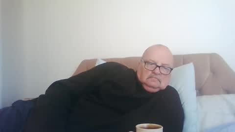 old_fkrr_ online show from October 25, 2025, 9:39 am