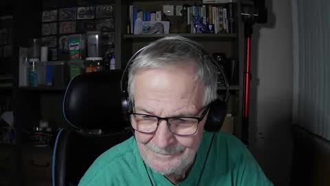 Snapshot of old_javacoder chatting on March 29, 2026, 10:37 am old_javacoder online show from March 29, 2026, 10:37 am