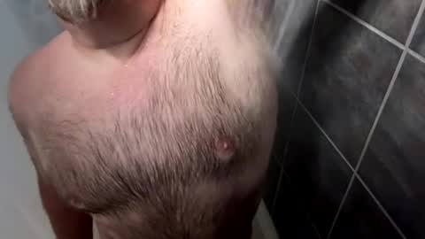 Snapshot of oldbones2 chatting on October 6, 2025, 12:52 am oldbones2 online show from October 6, 2025, 12:52 am