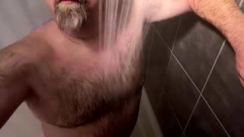 Snapshot of oldbones2 chatting on November 5, 2025, 2:00 am oldbones2 online show from November 5, 2025, 2:00 am