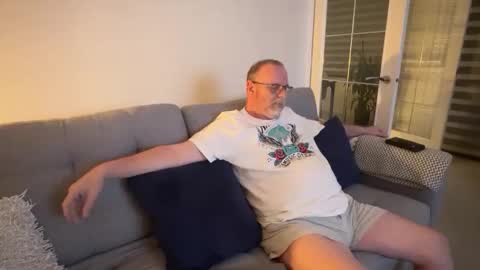 Olderlady71 online show from March 20, 2026, 9:08 pm