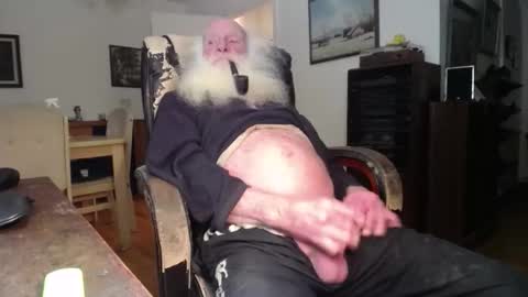 Snapshot of oldfucker9 chatting on February 17, 2026, 2:41 am oldfucker9 online show from February 17, 2026, 2:41 am