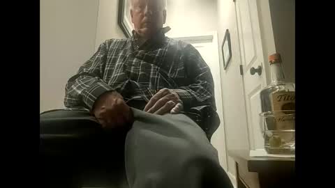 oldsubman online show from January 27, 2025, 10:49 pm