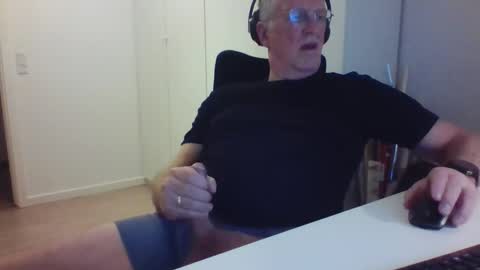 oldth online show from March 1, 2025, 10:21 pm