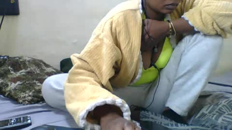 olgamariah203875 online show from July 7, 2026, 7:29 pm
