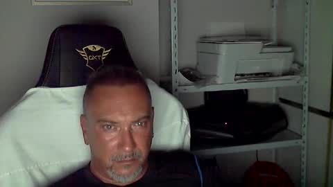 Snapshot of olimpio1230 chatting on September 25, 2025, 4:21 pm olimpio1230 online show from September 25, 2025, 4:21 pm