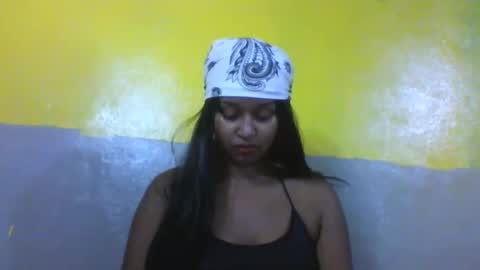 olinah610 online show from February 8, 2026, 2:31 pm