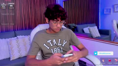 Snapshot of oliver20__ chatting on May 26, 2026, 10:28 pm oliver20__ online show from May 26, 2026, 10:28 pm