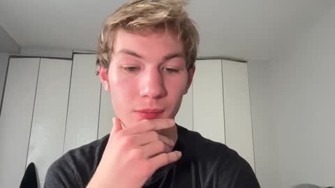 Oliver Beck online show from December 6, 2024, 2:13 am