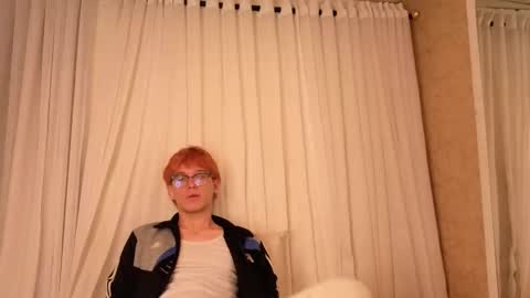 Snapshot of oliver_big19 chatting on September 10, 2025, 11:43 am oliver_big19 online show from September 10, 2025, 11:43 am