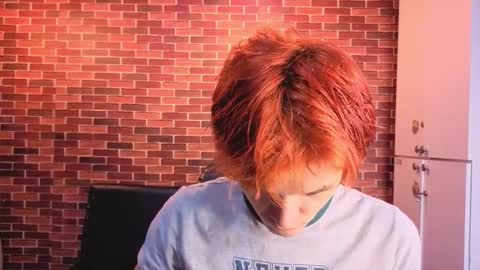 Snapshot of oliver_big19 chatting on October 11, 2025, 11:20 am oliver_big19 online show from October 11, 2025, 11:20 am