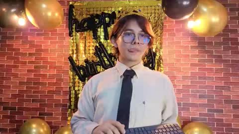 Snapshot of oliver_big19 chatting on October 12, 2025, 3:33 pm oliver_big19 online show from October 12, 2025, 3:33 pm