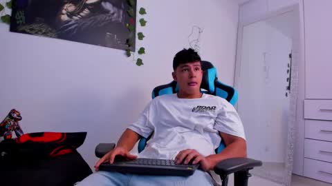 Oliver bray online show from December 6, 2024, 4:25 am