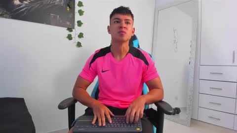 Oliver bray online show from February 24, 2025, 3:53 pm