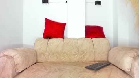 OLIVER online show from December 29, 2024, 3:00 am