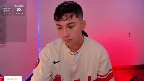 oliveeer online show from February 16, 2026, 12:40 am