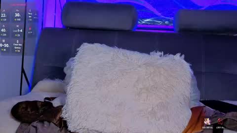 oliver mr  online show from April 15, 2026, 1:34 am