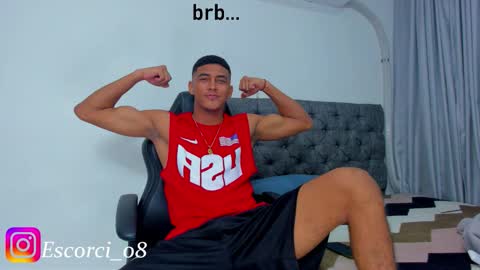 oliver_smith_2 online show from September 10, 2025, 2:28 pm