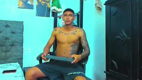 oliver_smith_2 online show from November 10, 2025, 3:00 pm