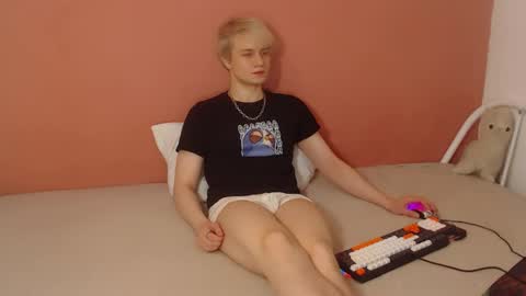 Oliver online show from March 21, 2026, 12:48 am