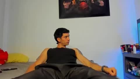 Oliver bennet online show from October 27, 2025, 11:31 pm