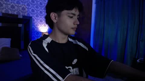 Snapshot of olivermorgan69 chatting on January 18, 2025, 7:37 pm Oliver online show from January 18, 2025, 7:37 pm