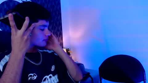Snapshot of olivermorgan69 chatting on February 10, 2025, 8:10 pm Oliver online show from February 10, 2025, 8:10 pm