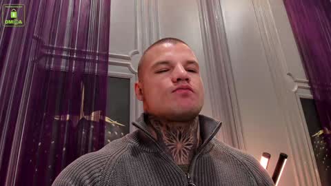 Snapshot of oliversport chatting on December 27, 2024, 10:45 am OliverSport online show from December 27, 2024, 10:45 am