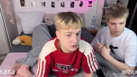 oliver online show from February 6, 2026, 8:12 pm