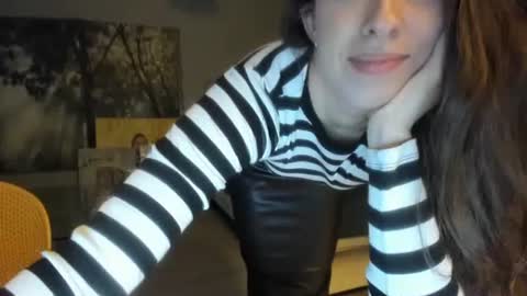 olivia__dream online show from June 17, 2026, 7:15 pm