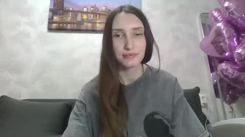 Olivia online show from February 19, 2025, 12:14 am