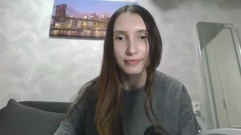 Olivia online show from March 5, 2025, 10:10 pm